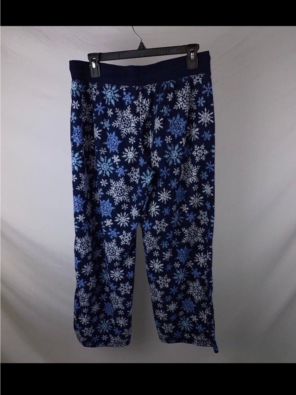 Snowflake PJ set - Picture 11 of 12